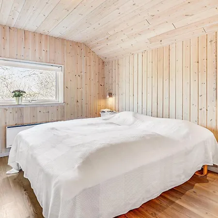 Awesome In Idestrup With Sauna Nyaraló *