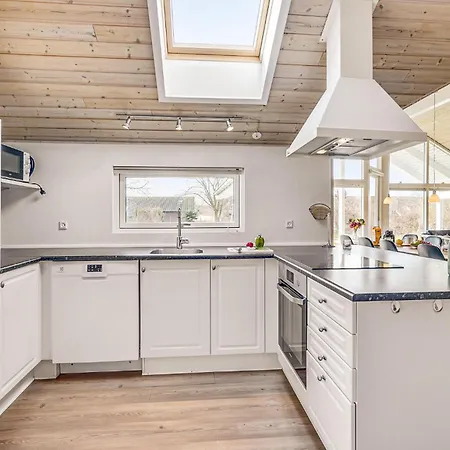 Amazing In Idestrup With Kitchen Casa vacanze Bøtø By